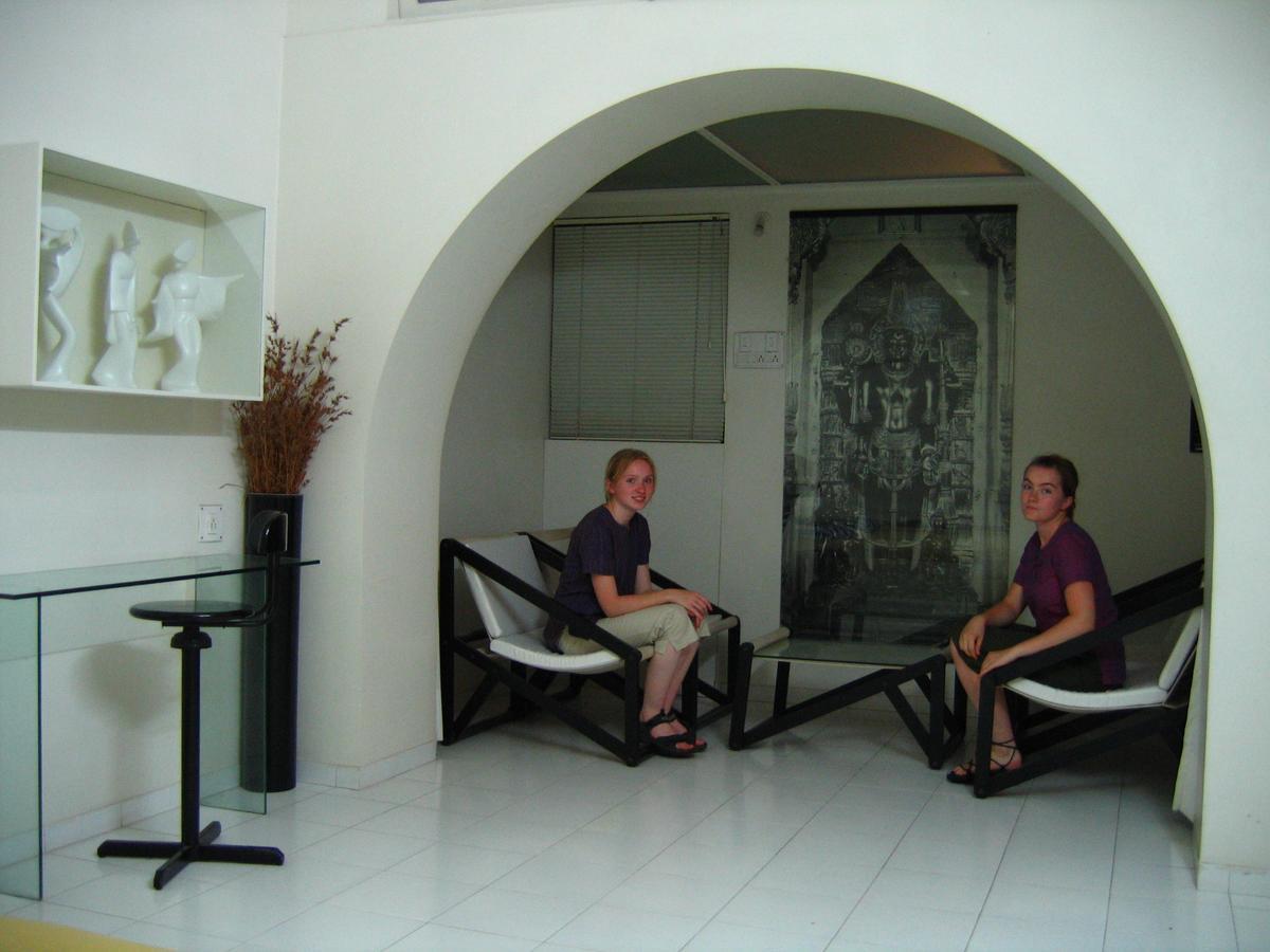 Hotel Plaza -Booking For Foreign Tourist- Jalgaon Eksteriør billede